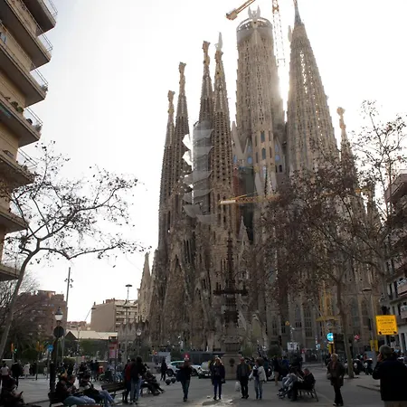 Gaudí-sant Pau Apartamento *