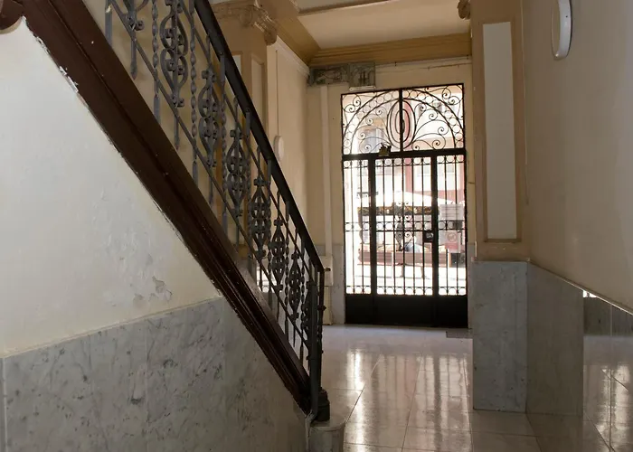 Gaudi-sant Pau Apartment Barcelona